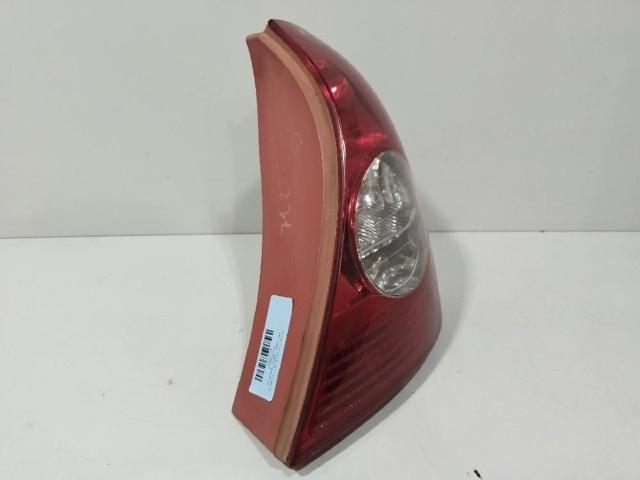 RENAULT 7700410518 Piloto trasero derecho comprar Pamplona