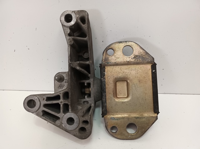 7700415087 RENAULT Soporte de motor derecho  en stock Gandía