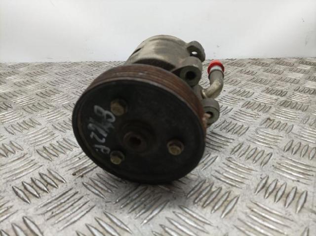 7700417308 RENAULT Bomba de dirección asistida  comprar en Oviedo