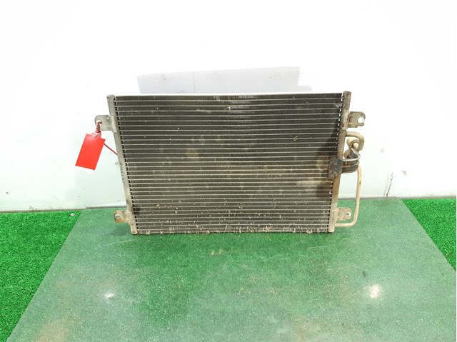 Condensador / radiador  aire acondicionado para renault megane i classic 1.6 e (la0f, la0s) k7m702 7700418301