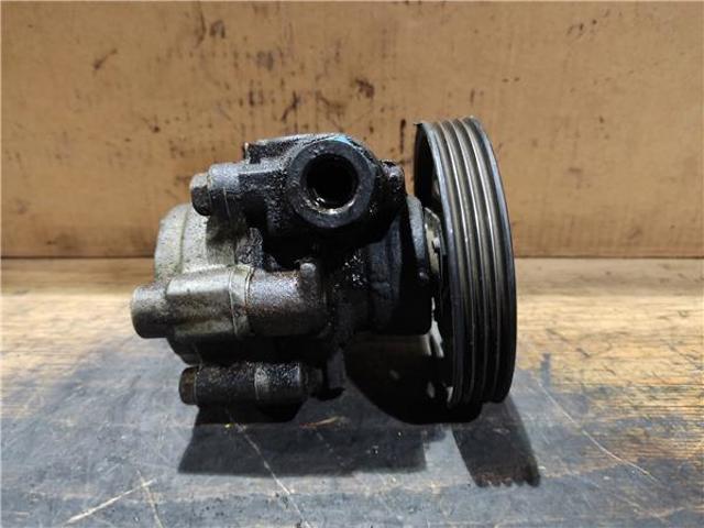 7700419118 RENAULT Bomba de dirección asistida  disponible Alicante