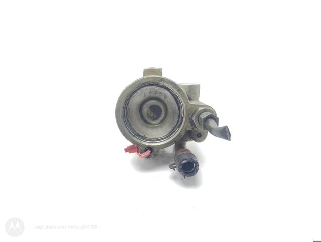 RENAULT 7700419156 Bomba de dirección  en stock Terrassa