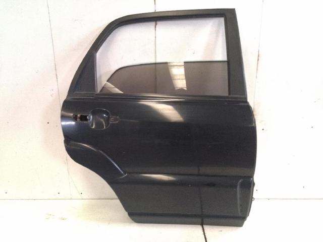 Puerta trasera derecha 770041F050 Hyundai/Kia