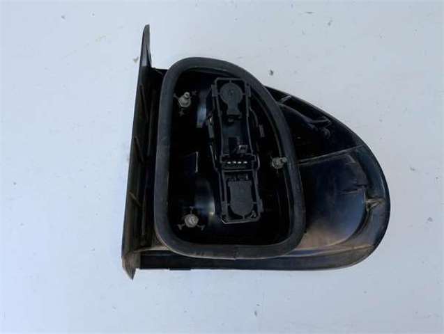 7700420122 Piloto trasero izquierdo  en stock Sabadell