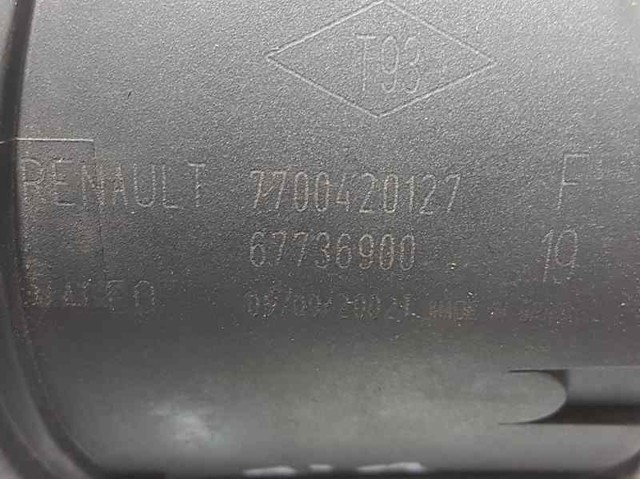 7700420127 RENAULT Faro antiniebla derecho  en stock Huelva