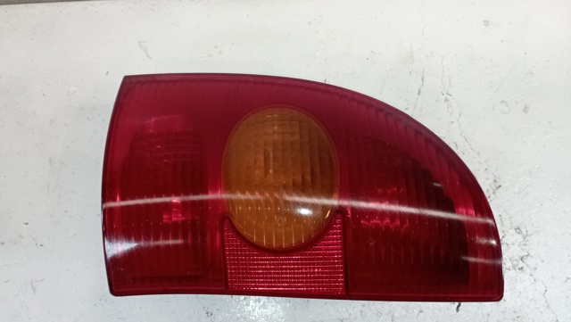 7700423081 RENAULT Piloto trasero izquierdo  comprar en Oviedo