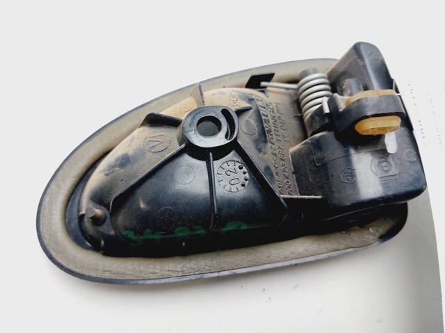 7700423887 RENAULT Manija interior de puerta trasera izquierda comprar Madrid