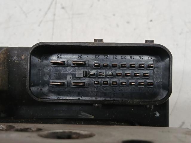 RENAULT 7700424520 Módulo ABS  en stock Terrassa