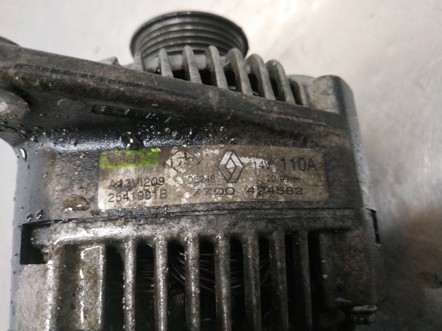 Alternador de coche 7700424582 MITSUBISHI