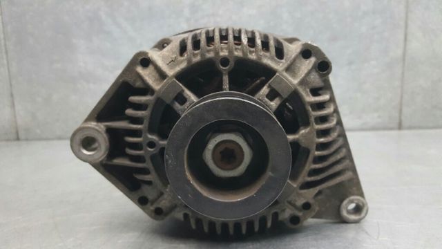 RENAULT 7700424582 Alternador comprar Barcelona