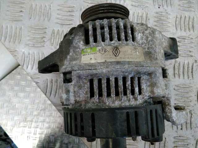7700424585 Renault (RVI)