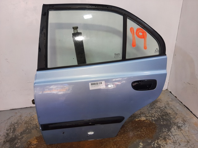 Puerta trasera derecha 7700425030 Hyundai/Kia