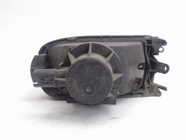 7700425885 RENAULT Faro antiniebla izquierdo  disponible Ourense
