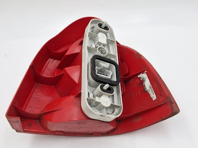RENAULT 7700426319 Piloto trasero exterior izquierdo comprar Tarragona