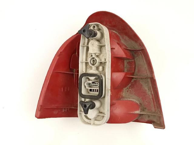 7700426320 RENAULT Piloto trasero exterior derecho comprar Bilbao
