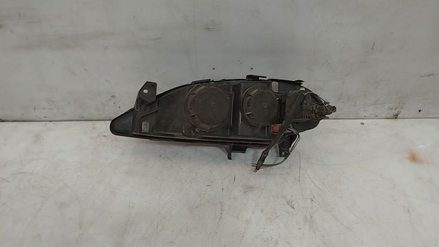 7700427870G RENAULT Faro derecho  comprar en Lleida