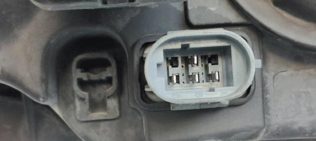 7700427874G RENAULT Faro izquierdo  comprar en Jaén