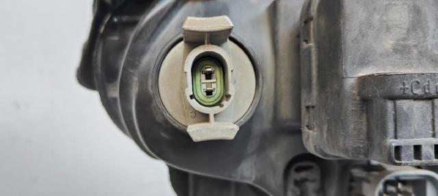 RENAULT 7700427874G Faro izquierdo  disponible Valladolid