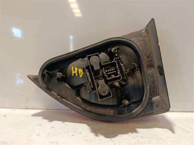 7700428052 Piloto trasero interior izquierdo  disponible Málaga