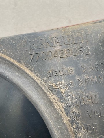 7700428052 Piloto trasero interior izquierdo comprar Sevilla