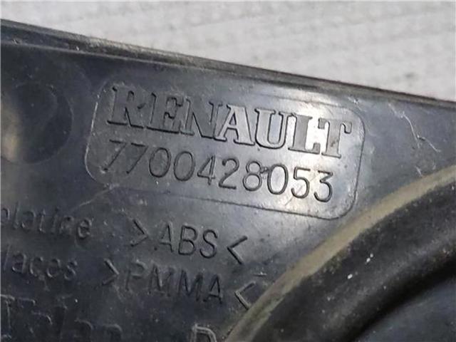 7700428053 RENAULT Piloto trasero interior derecho  comprar en Jaén