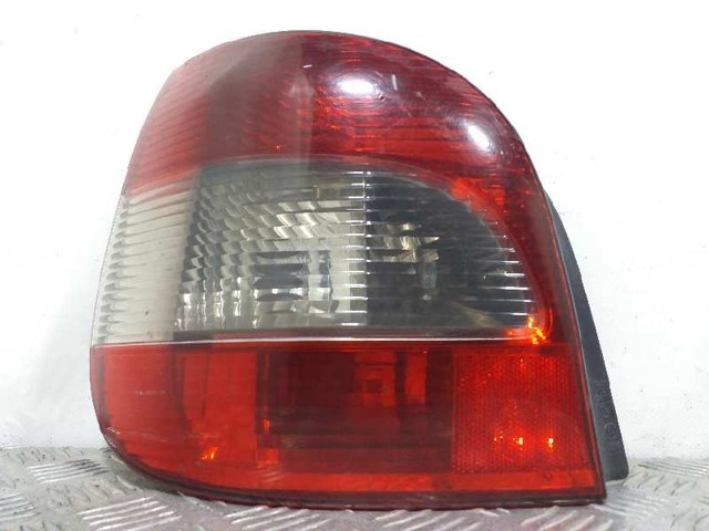 RENAULT 7700428054 Piloto trasero izquierdo  disponible Lugo