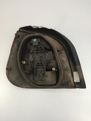 7700428055 RENAULT Piloto trasero derecho  comprar en Oviedo