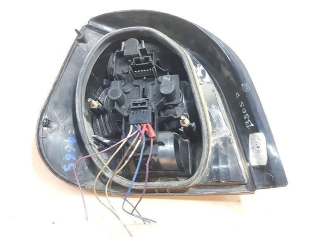 RENAULT 7700428055 Piloto trasero derecho  disponible Lugo