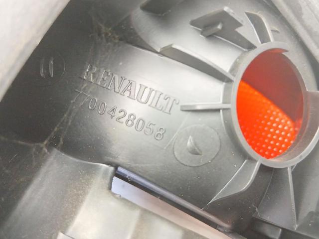 7700428058 RENAULT Piloto trasero exterior izquierdo  en stock Gandía