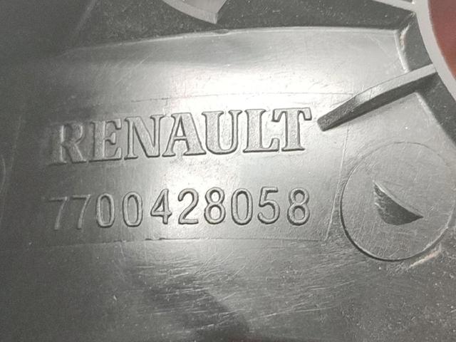 RENAULT 7700428058 Piloto trasero exterior izquierdo  en stock Salamanca
