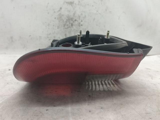 RENAULT 7700428320 Piloto trasero izquierdo  en stock Salamanca