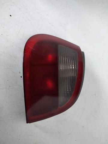 RENAULT 7700428320 Piloto trasero izquierdo  disponible España