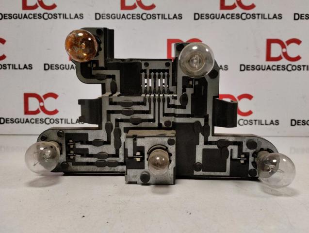 7700428320 RENAULT Piloto trasero izquierdo comprar Bilbao