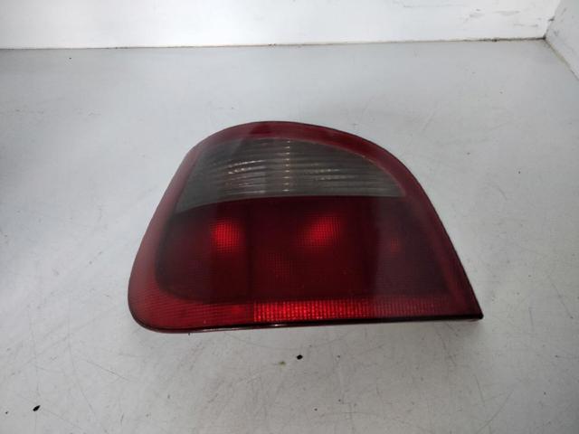 RENAULT 7700428320 Piloto trasero izquierdo  en stock Valencia