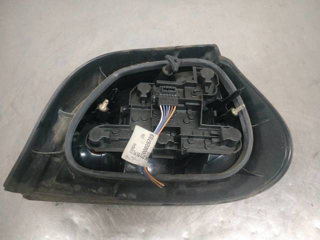 7700428320 RENAULT Piloto trasero izquierdo  disponible Alicante