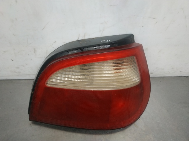 7700428321 RENAULT Piloto trasero derecho comprar Alcalá