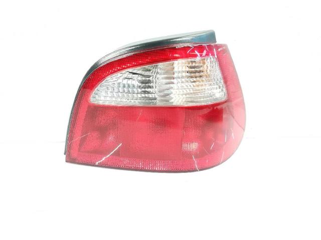 RENAULT 7700428321 Piloto trasero derecho comprar Barcelona