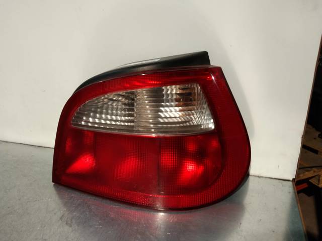 7700428321 Piloto trasero derecho comprar Girona