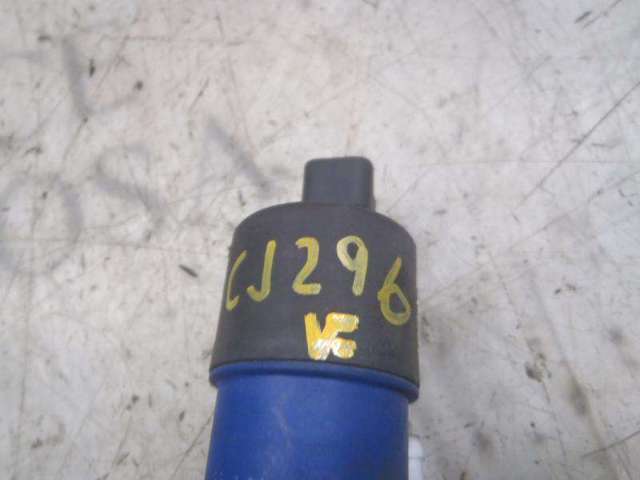 7700428386 RENAULT Bomba de agua limpiaparabrisas, delantera  en stock Huelva