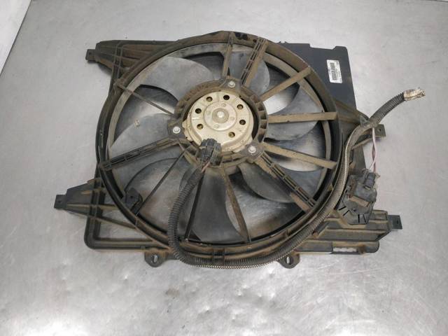 7700428659 RENAULT Difusor del radiador del aire acondicionado con ventilador y motor comprar Bilbao