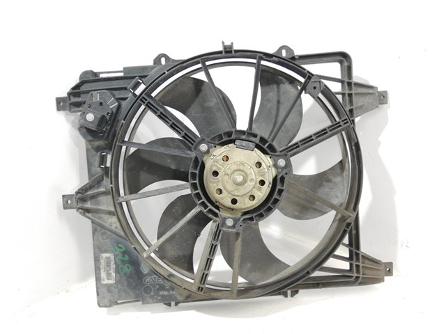 7700428659 RENAULT Difusor del radiador del aire acondicionado con ventilador y motor  comprar en Lleida