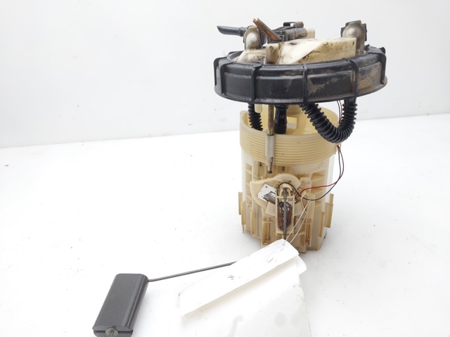 7700429144 RENAULT Bomba de gasolina  en stock Huelva