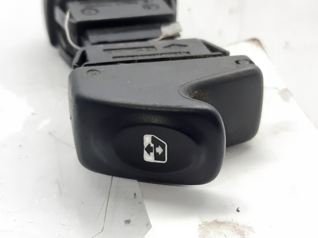 7700429998 Botón de encendido del motor del elevalunas delantero izquierdo comprar Sevilla