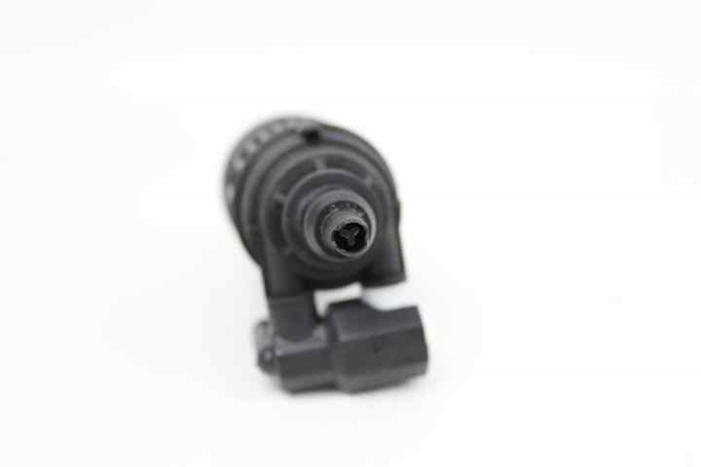 7700430702 RENAULT Bomba-motor de limpiaparabrisas delantero/trasero  disponible Vigo