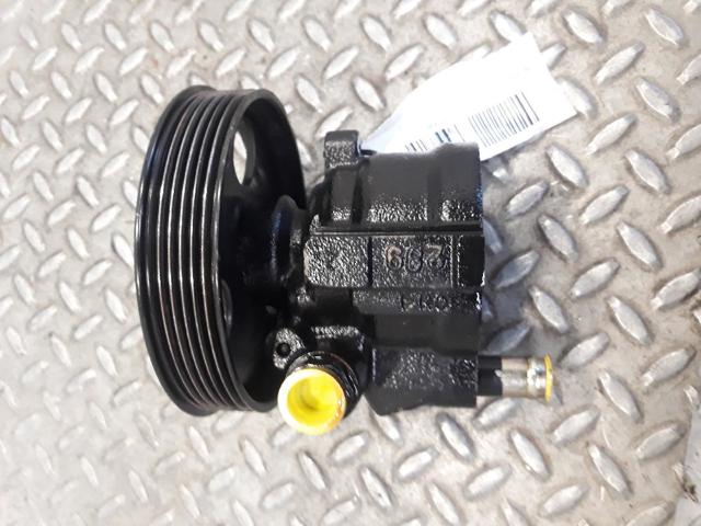 7700431286 Bomba de dirección asistida  disponible Málaga