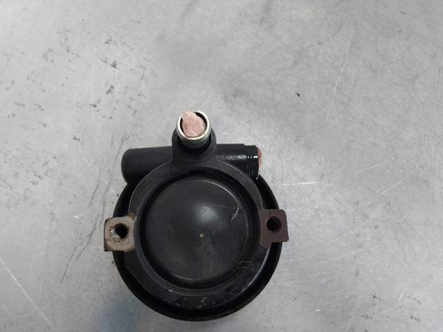 7700431286 RENAULT Bomba de dirección  en stock Gandía