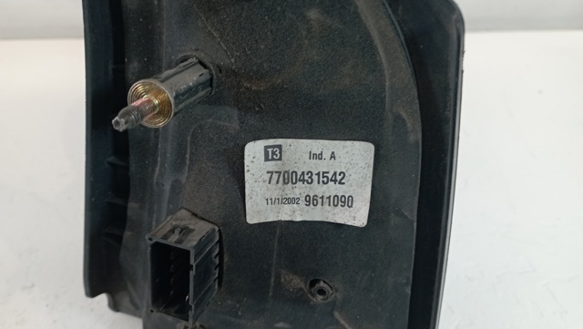 7700431542 Espejo retrovisor izquierdo  disponible Málaga