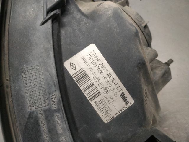 7700432097 Faro derecho  en stock Sabadell