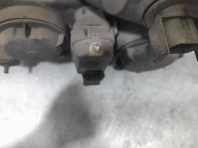 7700432097 Faro derecho  en stock Granada