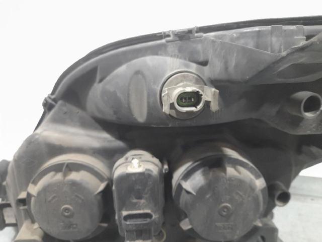 7700432097 RENAULT Faro derecho  comprar en Jaén